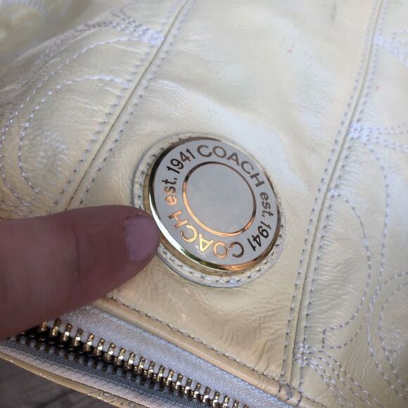 Rare Coach Purse Cream/White - Picture 16 of 16